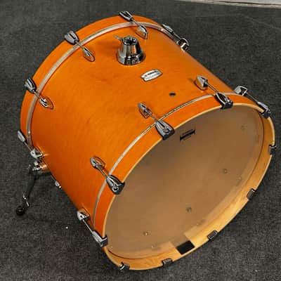 Used Yamaha Tour Custom Maple 4pc Drum Set w/22BD Caramel Satin - Very Good image 5