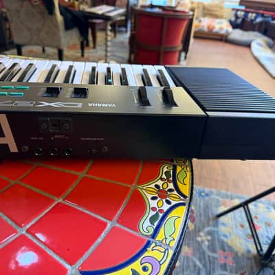 Yamaha DX27S FM 4OP Algorithm Synthesizer 1985 - Black image 8
