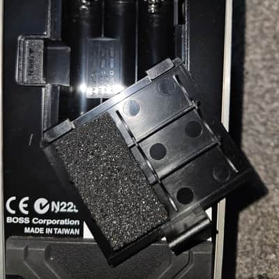 Boss PW-10 V-Wah 2002 - 2010 - Silver image 4