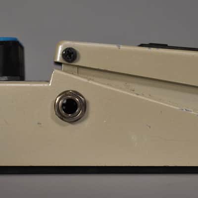 Boss DD-3 Digital Delay Effect Pedal White Taiwan image 5