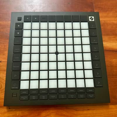 Novation Launchpad Pro MKIII Pad Controller 2020 - Present - Black image 4