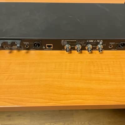 Sennheiser EM2050 GBW Receiver 606MHZ - 678MHZ image 3