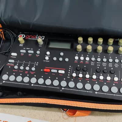 Elektron Analog Four 2010s with bag - analog Synth image 9