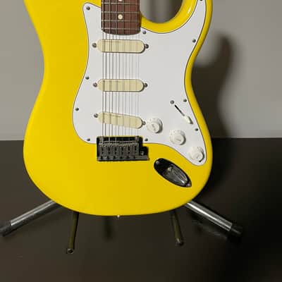 Stratocaster - Graffiti Yellow - Fender Jeff Beck Neck - Warmoth Body image 4