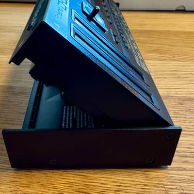 Roland D-05 Boutique Synth + dk-01 dock, decksaver MINT image 4