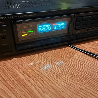 Vintage Onkyo Tx-800 90s receiver and am/fm tuner; powers on and functions but needs some work image 10