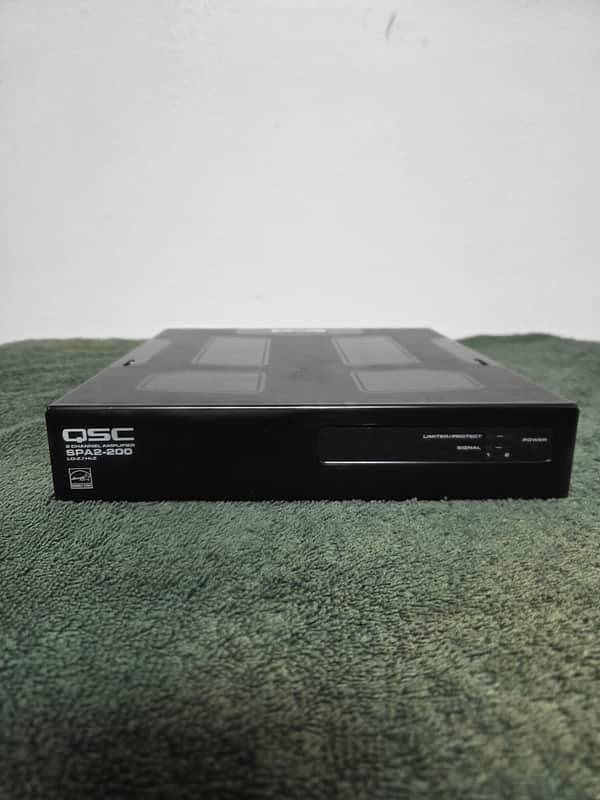 QSC SPA2-200 200-Watt Commercial Amplifier 2020 - Present - Black image 1