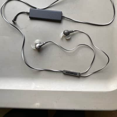 Bose Quietcomfort 20i Noise Canceling Headphones image 2