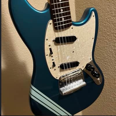 Fender Mustang Competition Burgundy MIJ image 3