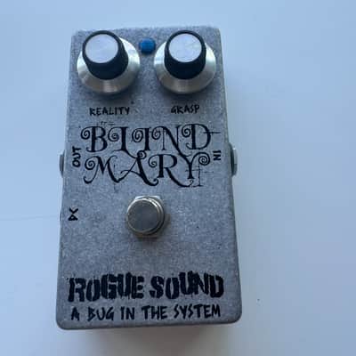 D*A*M Rogue Sound 2010 “Blind Mary” #11  – Linzi Build – Ultra Rare DAM Affiliated Booster image 1