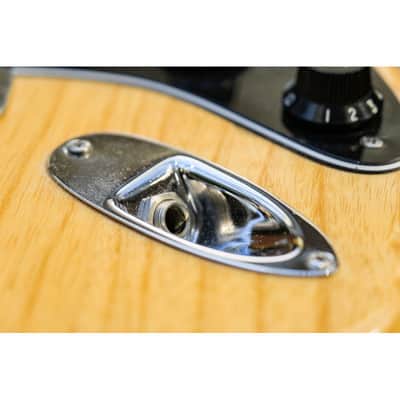 1976 Fender Stratocaster natural image 24