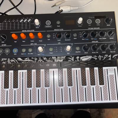 Arturia MicroFreak 25-Key Algorithmic Synthesizer 2019 - Present - Black