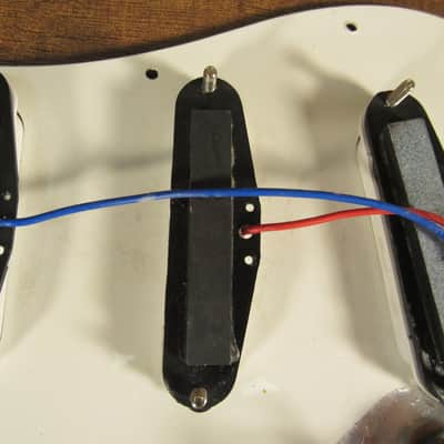 Unbranded Loaded Strat Pickguard 3 Single Coil PUs White NEVER USED LIKE NEW image 6