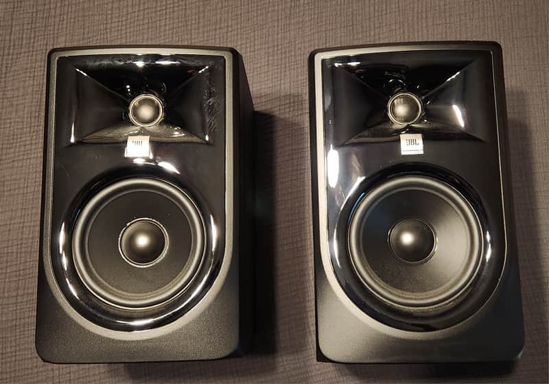 JBL LSR305 2-Way Active Studio Monitors (Pair) 2010s - Black image 1