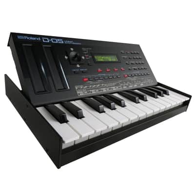 Roland D-5 61-Key Multi-Timbral Linear Synthesizer | Reverb
