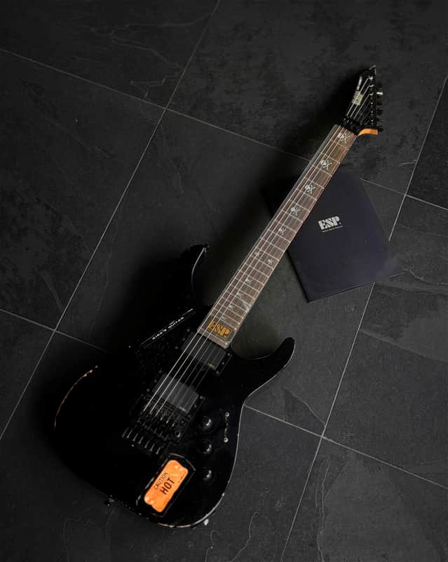 ESP Custom Shop KH-2 Vintage Distressed Black 2017 Kirk Hammett MIJ OHSC COA
