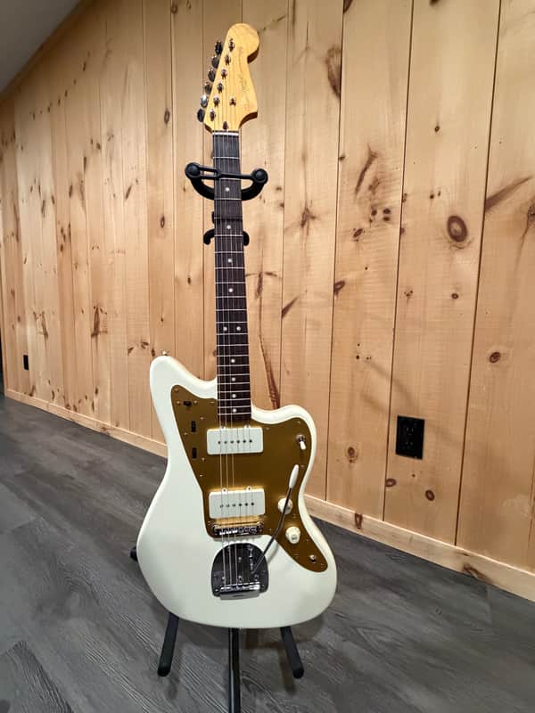 Squier J Mascis Jazzmaster | Reverb Canada