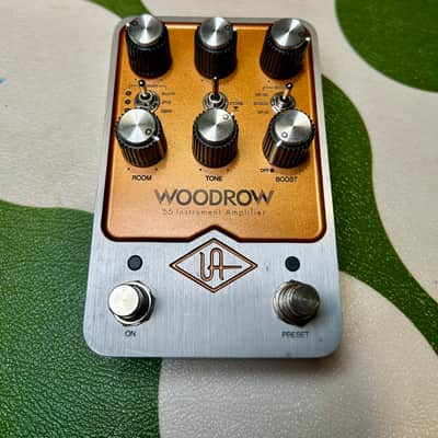 Universal Audio UAFX Woodrow ’55 Instrument Amplifier 2022 - Present - Copper / Silver image 2