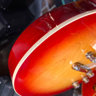 Gibson Les Paul Classic Heritage Cherry Sunburst 2019 Electric Guitar image 4
