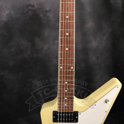 Gibson Explorer image 3