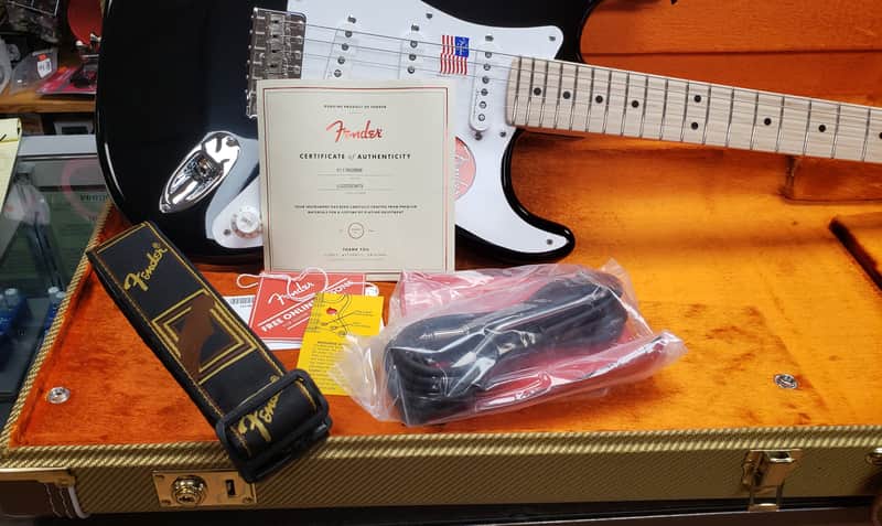 Fender Eric Clapton Artist Series Stratocaster with Vintage Noiseless Pickups 2022 - Black image 1
