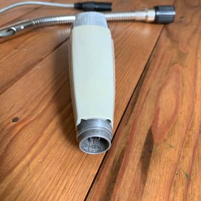 Sennheiser MD 421-2 Cardioid Vintage Dynamic Microphone 1960s - 1970s - White image 8