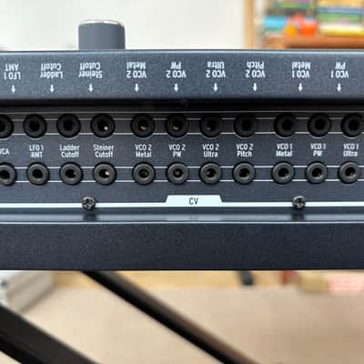 Arturia MatrixBrute 49-Key Synthesizer 2017 - OVP - near mint condition image 9