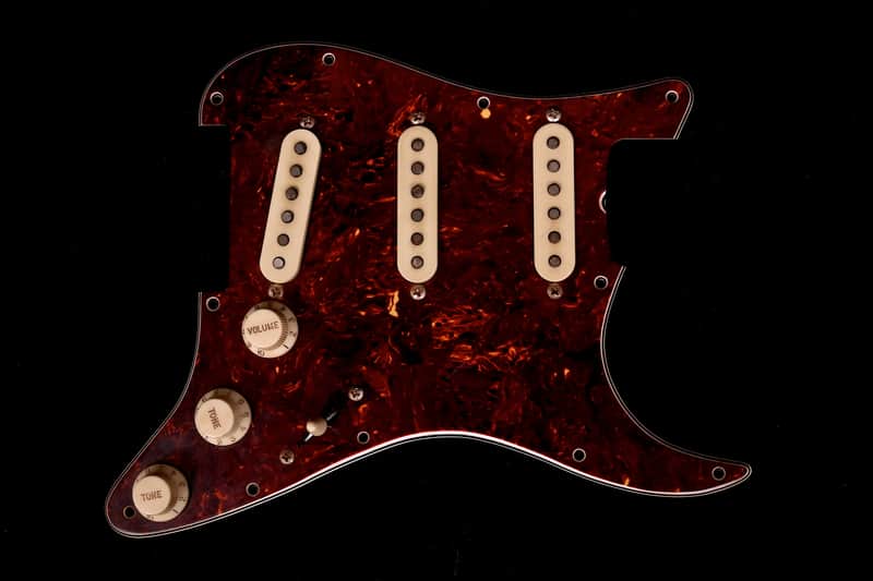 Stratocaster / Strat  Loaded Guard / Loaded Pickguard 1960-1961-1962 Tortoise Guard - Brownish - Aged - Relic image 1