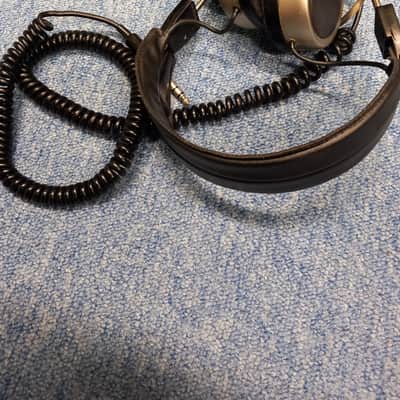 Audio Technica&Sennheiser Headphones Collection image 17