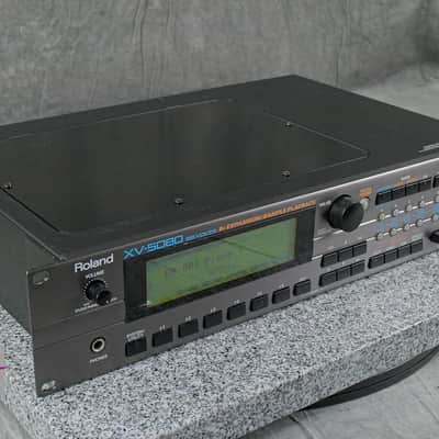 Roland XV-5080 Rackmount Synthesizer in Very Good Condition