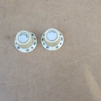 Vintage Pair of Teisco Cameo 1960s Guitar Knobs Fits Kent Kawai Polaris Aria image 3