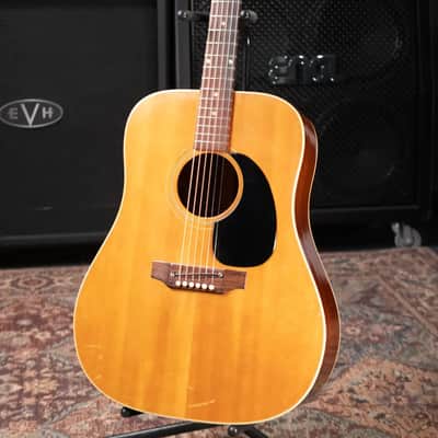 Gibson 1967 J-50 Acoustic Guitar with Hardshell Case - Used image 18