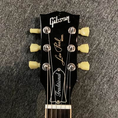 Gibson Les Paul Traditional Bigsby Electric Guitar image 9