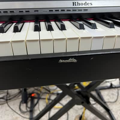 Roland Rhodes MK-60 Electric Piano W/Flight Case & Original Pedal