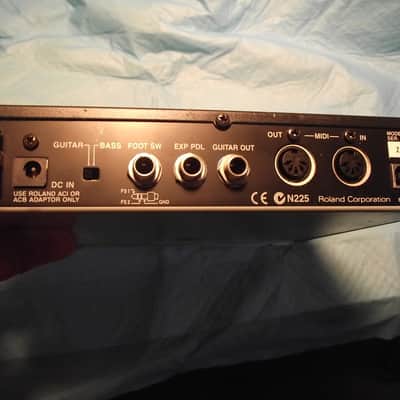 Roland GI20 MID 2000 Black & Silver image 2
