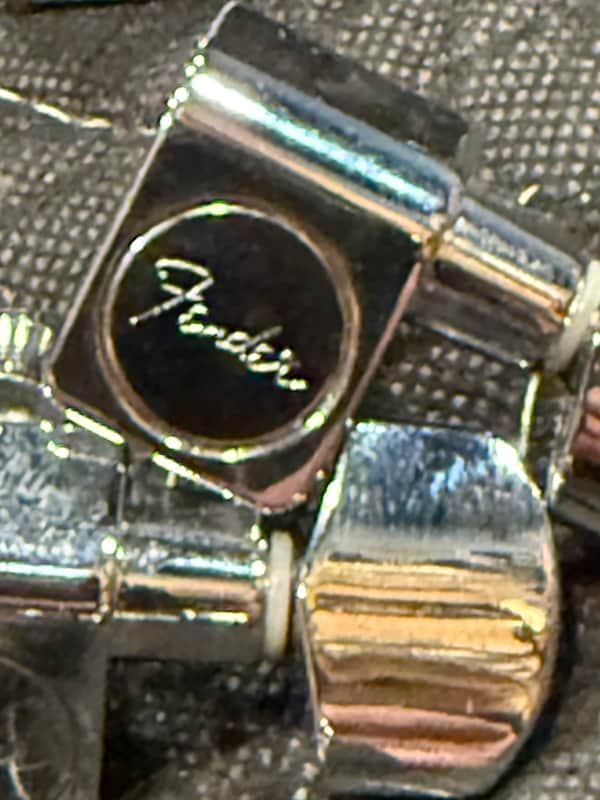 Fender tuners mid 2000 - chrome image 1