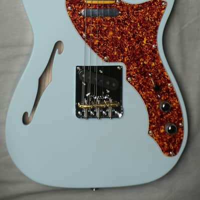 Fender American Professional II Telecaster® Thinline Transparent Daphne Blue image 2