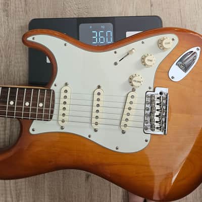 Fender American Performer Stratocaster 2020 - Honey Burst image 13
