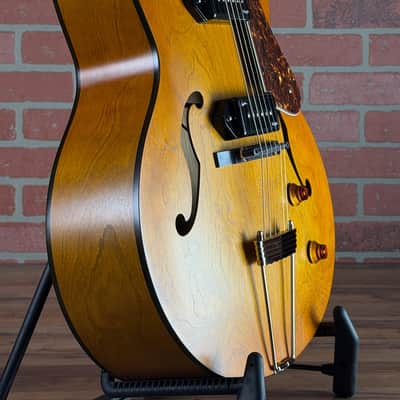Godin 5th Avenue Jumbo P90 Hollow-Body Electric Guitar - Harvest Gold image 11