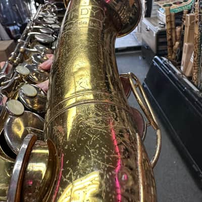 Bundy Alto Saxophone H&A Selmer & Co / 420484 image 20