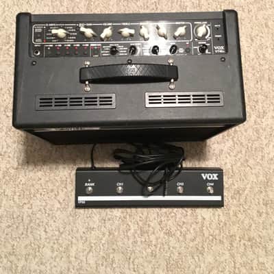VOX VT 40 t and VST5 footswitch image 4