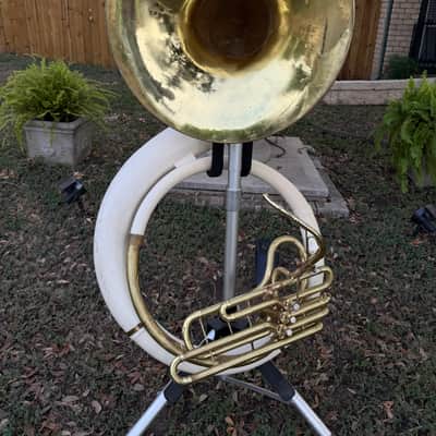 Conn 36K Sousaphone Fiberglass With Brass Bell (Hybrid) - Lacquer image 2