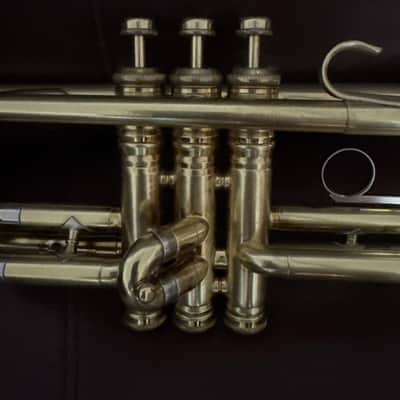 King Superior Model Bb Trumpet (1948) SN C-63727 image 11
