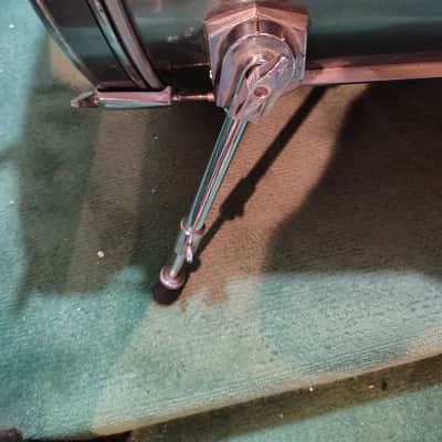Pearl Export Series 22"(Diameter)x16"(Depth) Bass Drum 1990's image 3