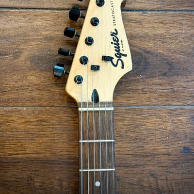 Squier FSR Bullet Stratocaster HT HSS 2016 - Black Metallic image 3