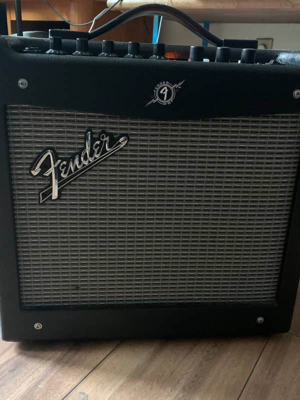 Fender Mustang 1 v2 20w/70w Guitar Amp image 1