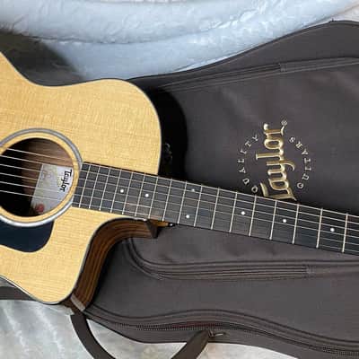 MINT Taylor 214ce Plus Grand Auditorium Acoustic-Electric Guitar Natural Finish - 4.8lbs - Authorized Dealer - G05806 image 11