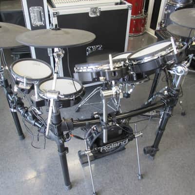 Roland  TD-30 6 Piece Electronic Drums With Extras Full Kit NICE!!!
