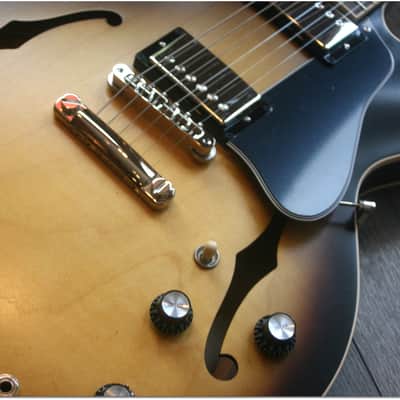 GIBSON "ES-335 Satin, Vintage Sunburst" 3, 55 kilograms, Hardcase and Papers image 4