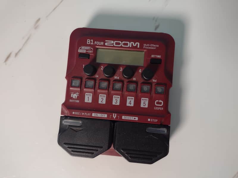 Zoom B1 Four